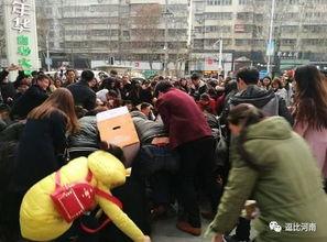 吃瓜群众队形设计